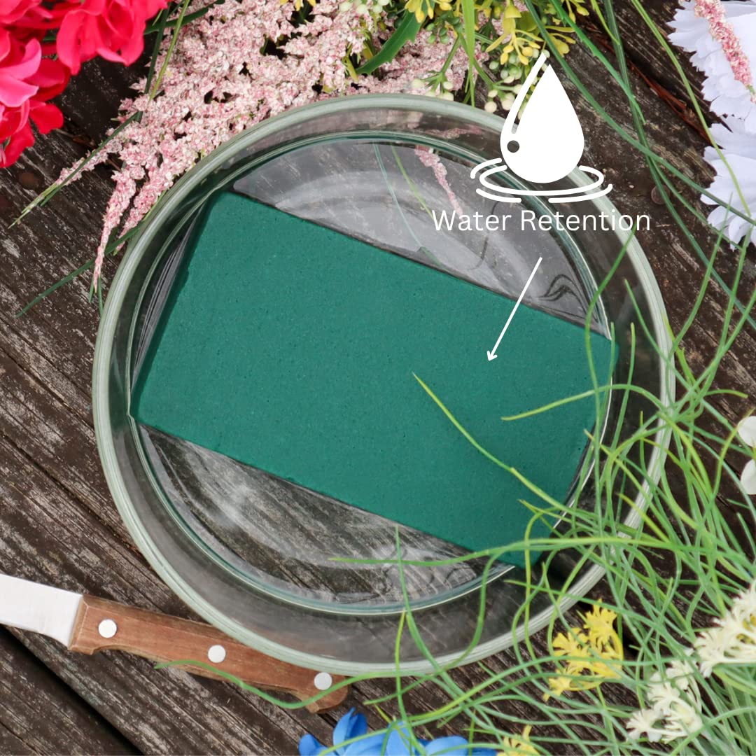 Green floral foam blocks laid out together, designed for wet and dry flower arrangements with excellent water retention, ideal for DIY crafts and weddings