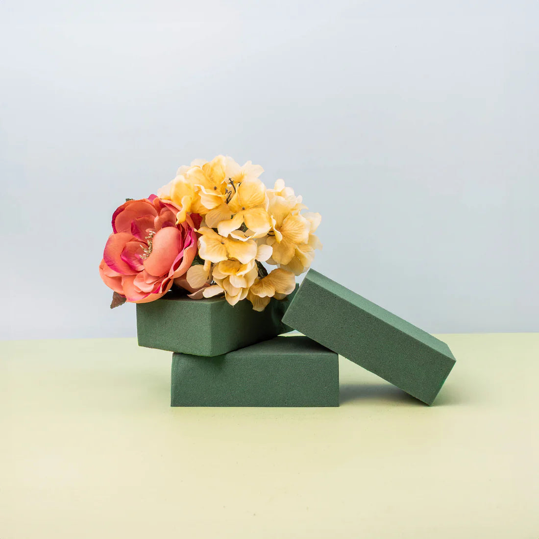 Pack of 3 Floral Foam Blocks (5.5”L x 3.1”W x 1.7”H) Wet & Dry Green Foam for Flowers and Crafts